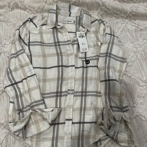Girls Abercrombie and Fitch flannel button down. Brand new with tags.